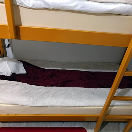 Java Apartments - S & J دوبروتا المظهر الخارجي الصورة