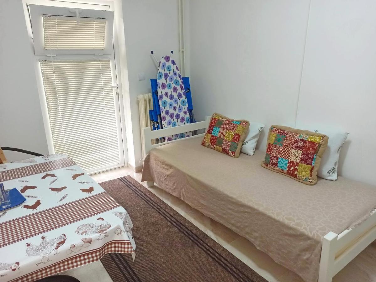 Java Apartments - S & J دوبروتا المظهر الخارجي الصورة